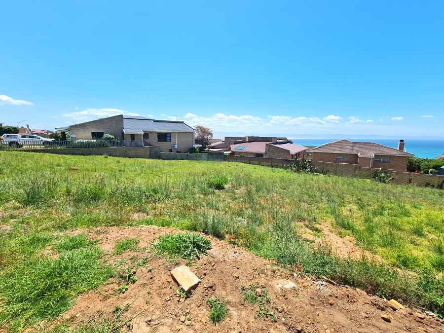 0 Bedroom Property for Sale in Wavecrest Eastern Cape